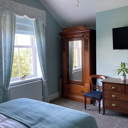 The Old Lodge Guest House-3